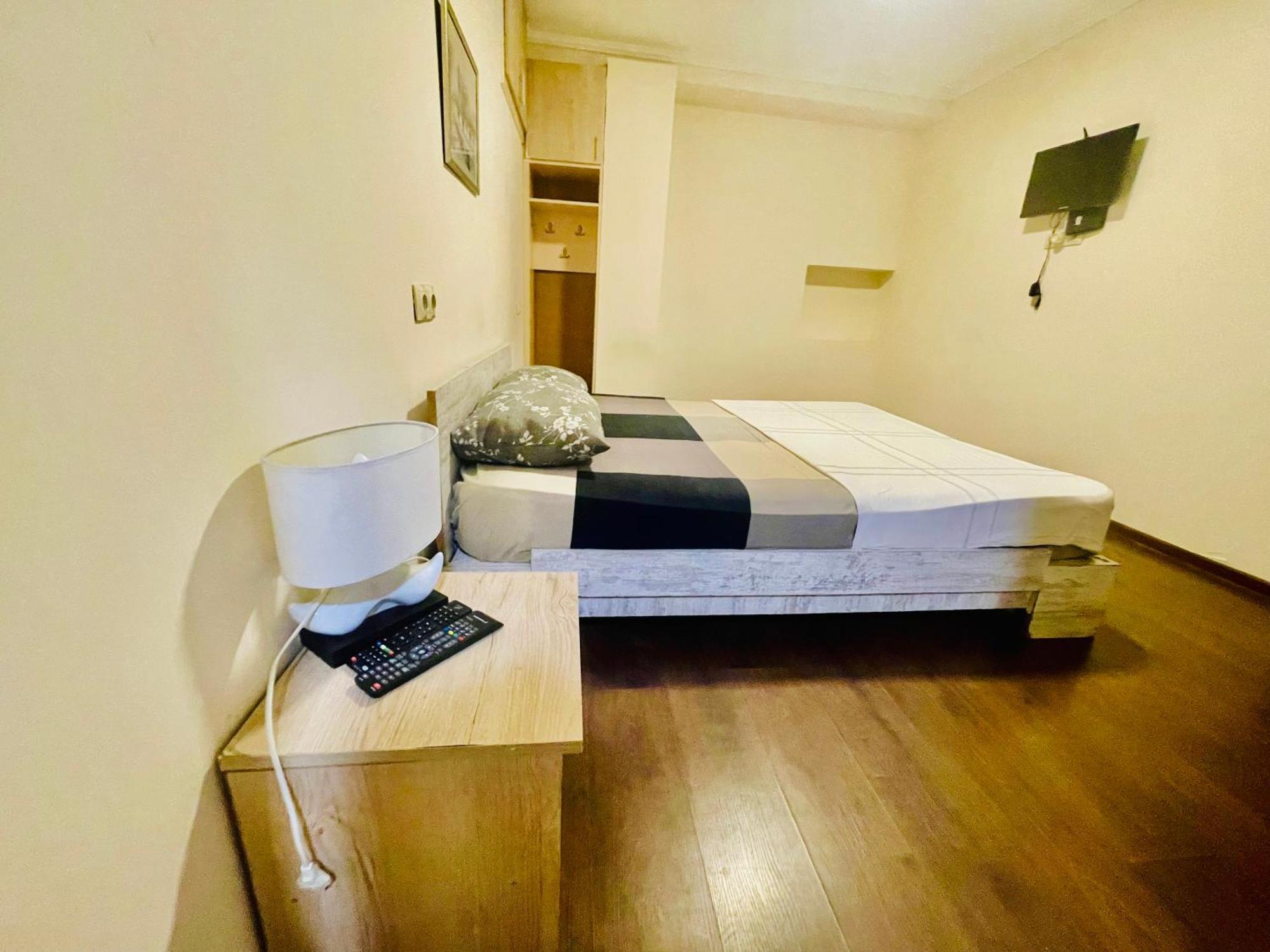 Hotel Klarastan Bon Voyage 第比利斯 外观 照片